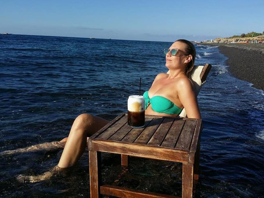 Pleasure Black Beach Перисса Экстерьер фото